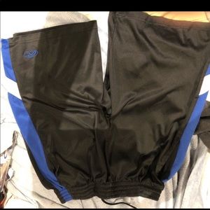 ATHLETES BASKETBALL,SIZE MEDIUM